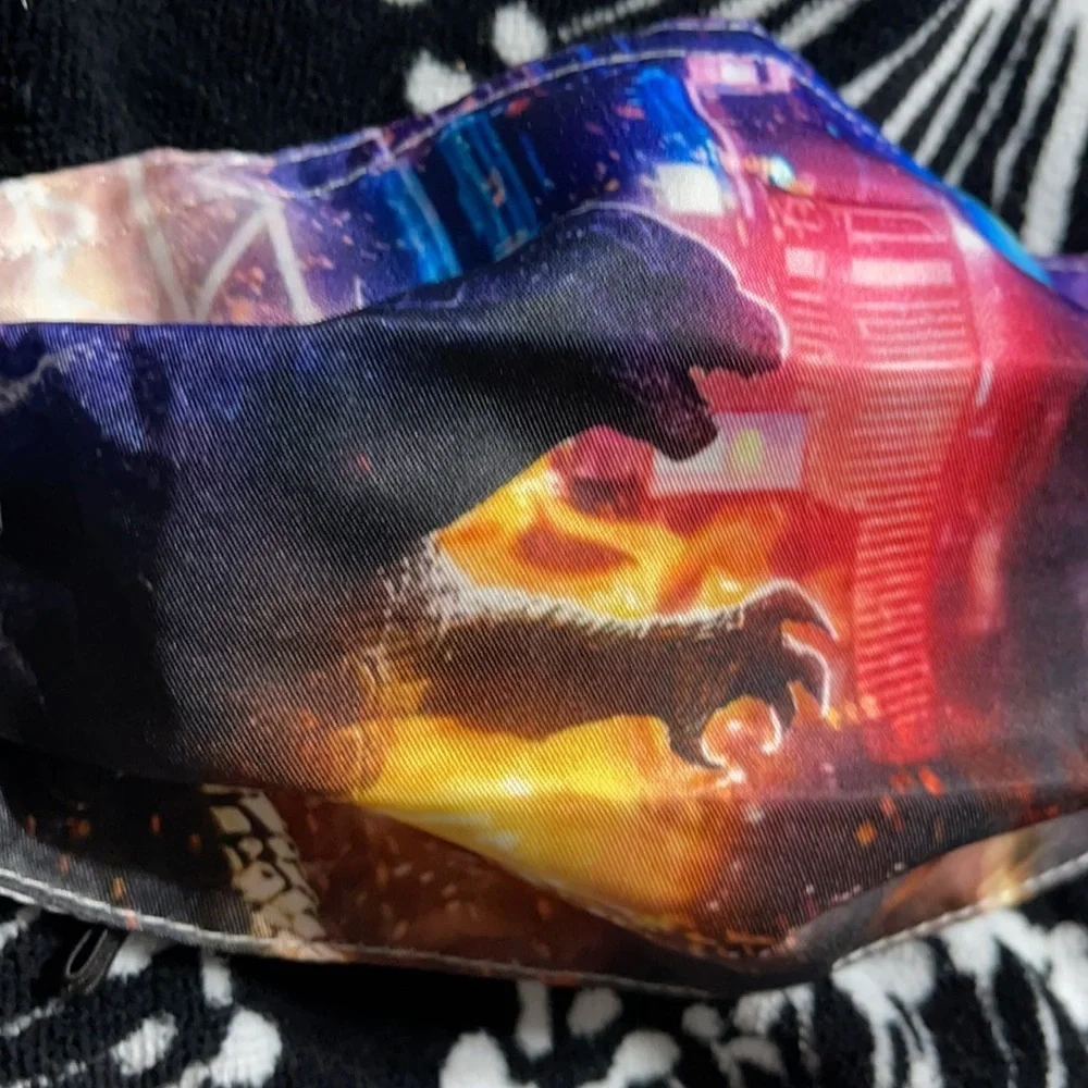 6/$20 Godzilla Vs Kong face mask